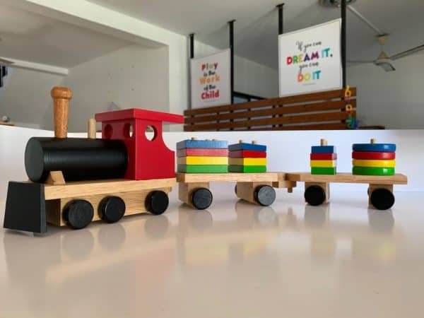 Shape Sorting Train - Wooden Color 6