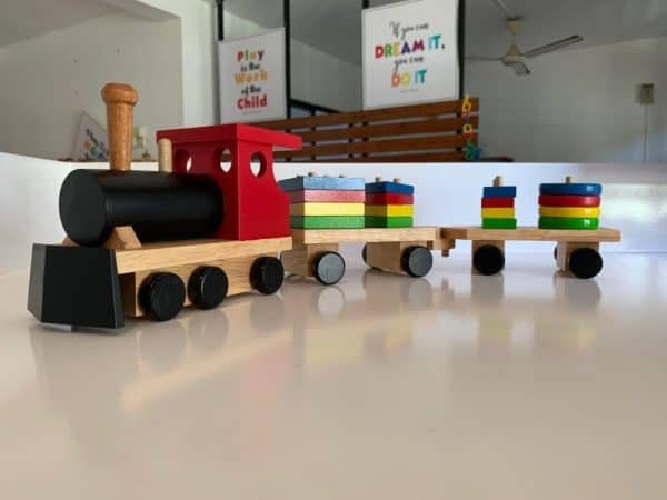 Shape Sorting Train - Wooden Color 6